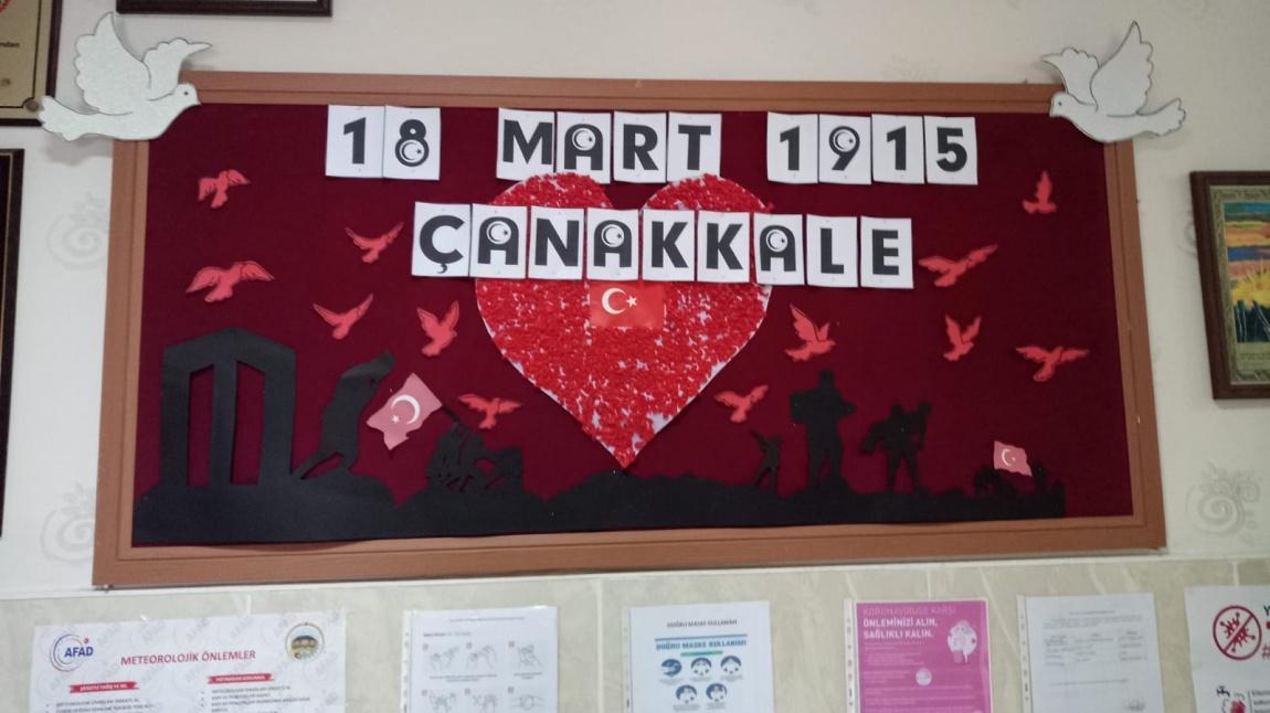18 Mart Çanakkale Zaferi 'nin 106. yılı kutlu olsun.